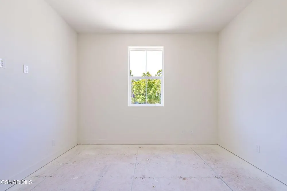 4699 Summit Avenue Simi Valley, CA 93063