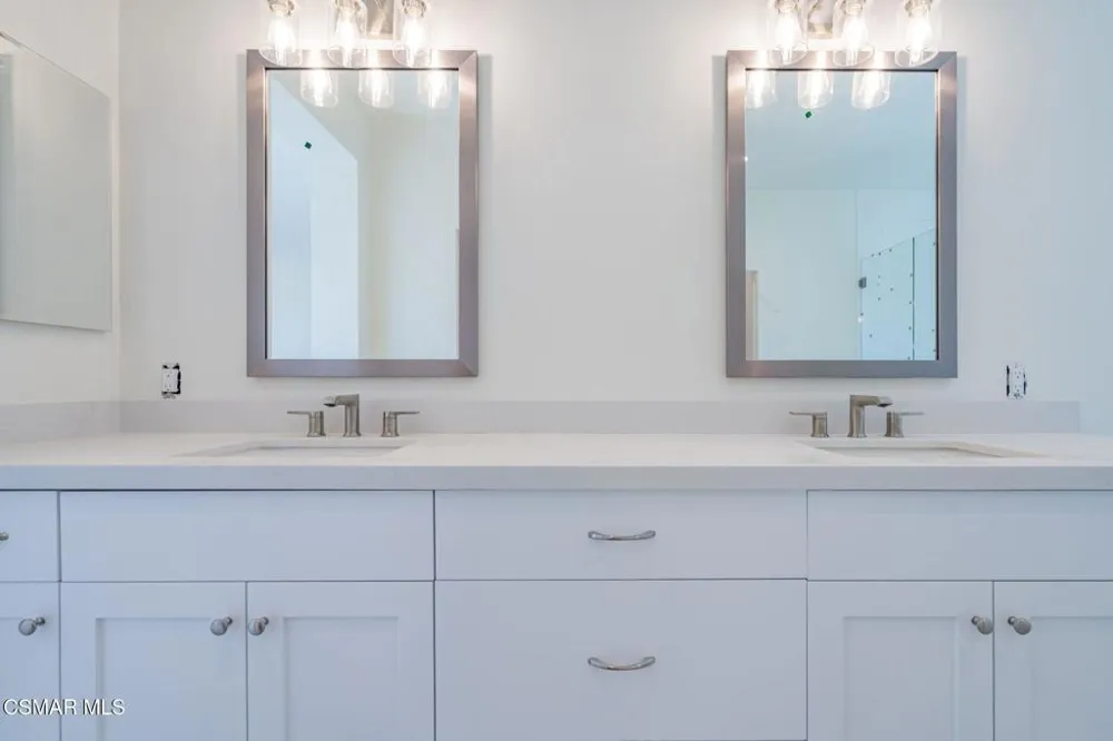 4699 Summit Avenue Simi Valley, CA 93063