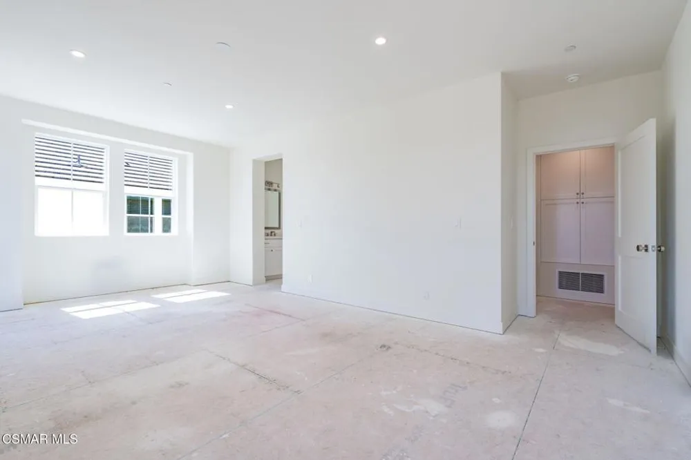 4699 Summit Avenue Simi Valley, CA 93063