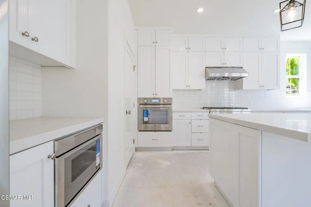 4699 Summit Avenue Simi Valley, CA 93063