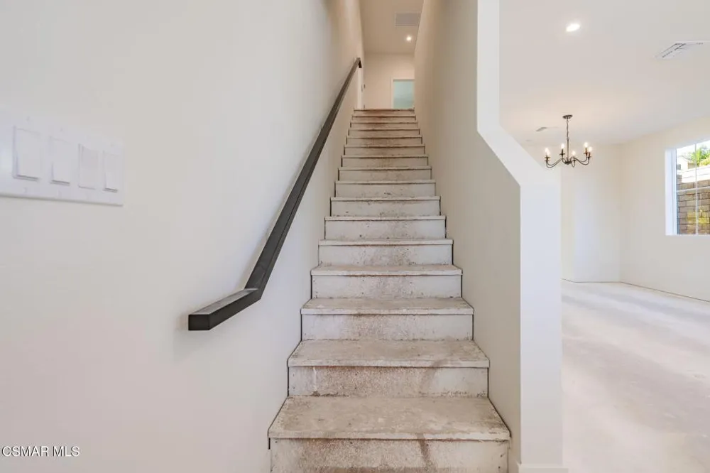 4699 Summit Avenue Simi Valley, CA 93063