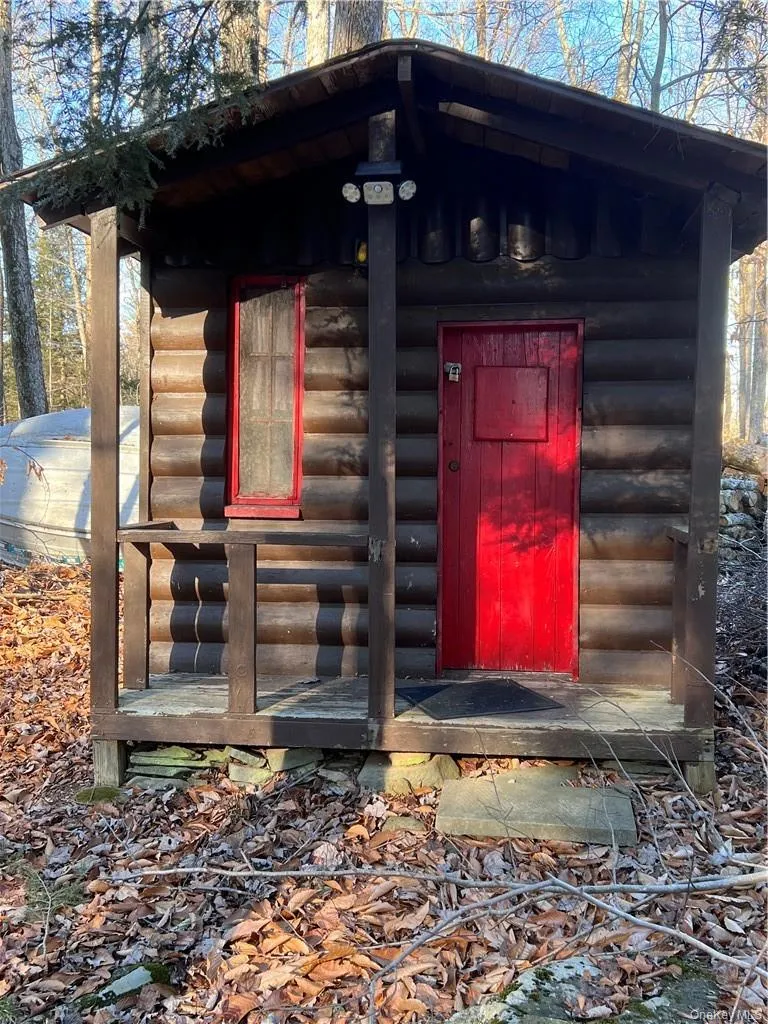 45 W Adirondack Trail Smallwood, NY 12778