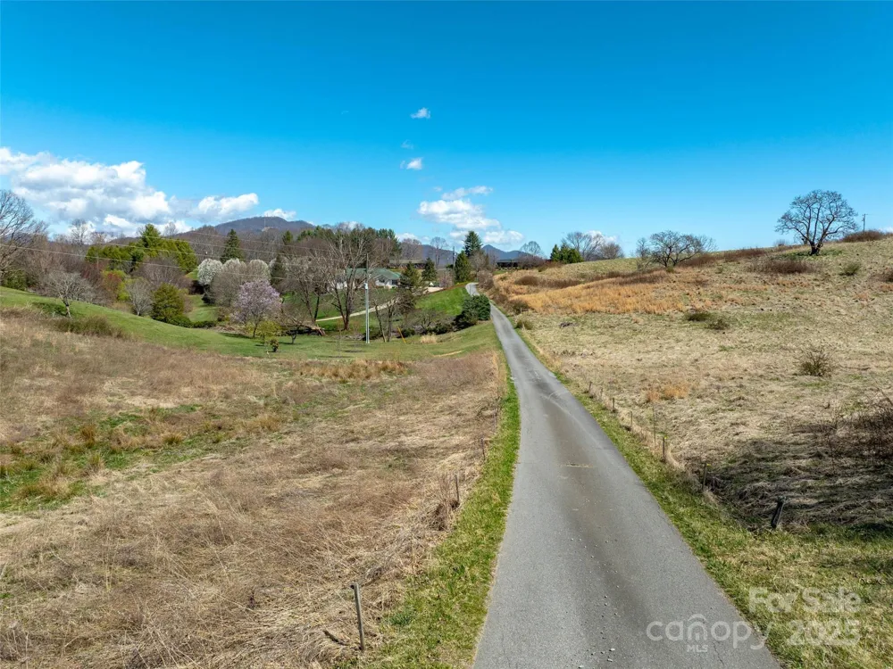 99999 Belmont Drive Clyde, NC 28721