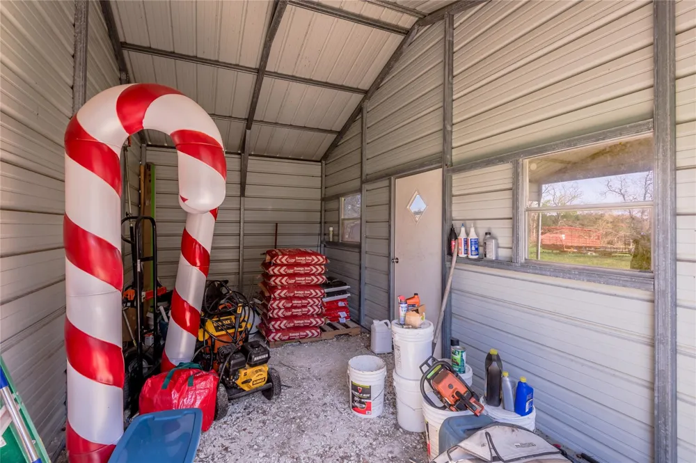 3006 County Road 204 Centerville, TX 75833