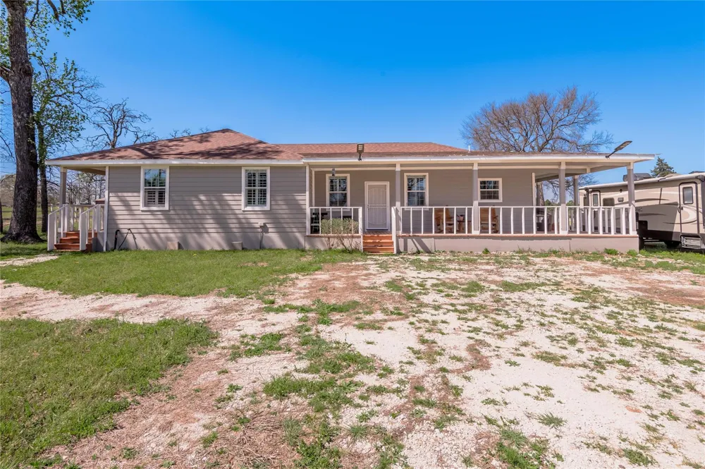 3006 County Road 204 Centerville, TX 75833