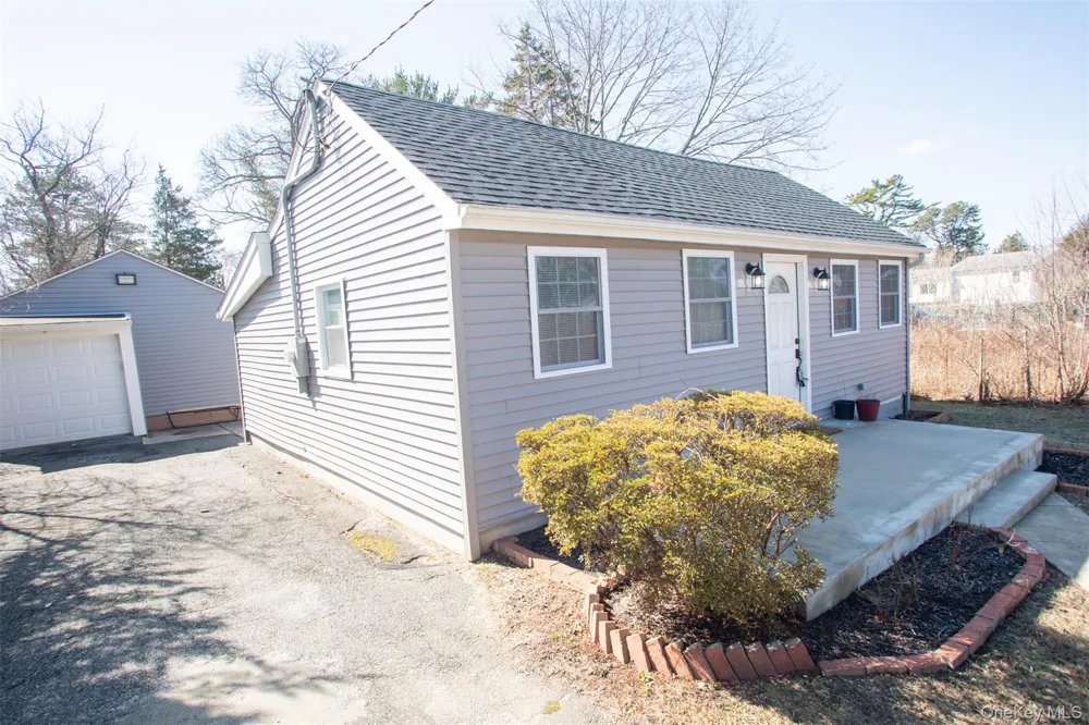 4A Ralph Avenue Brentwood, NY 11717