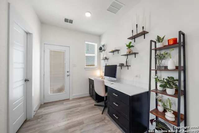 9719 Stillwater San Antonio, TX 78254