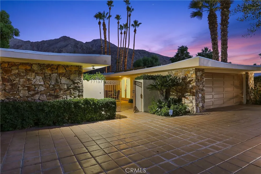 77137 Iroquois Indian Wells, CA 92210