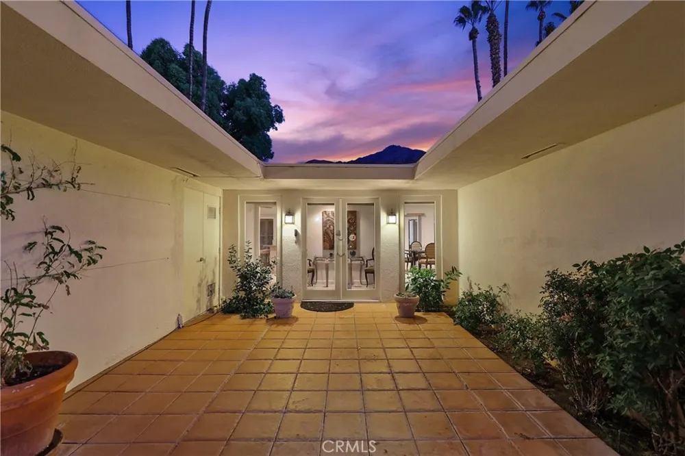 77137 Iroquois Indian Wells, CA 92210