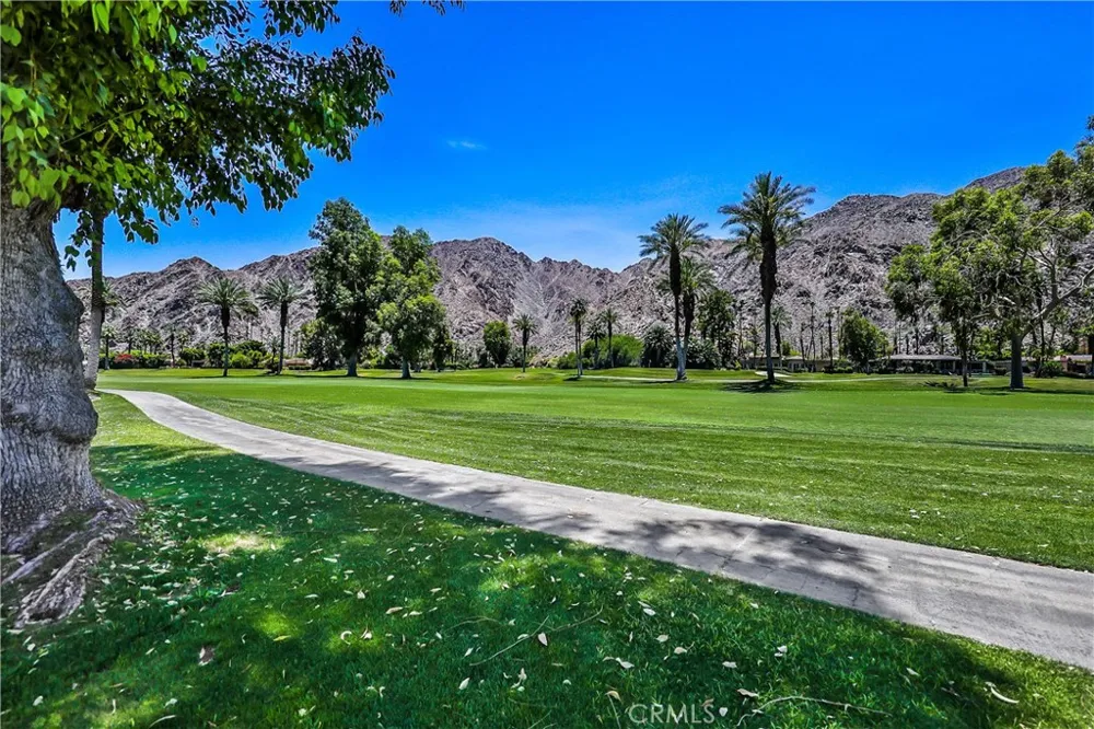 77137 Iroquois Indian Wells, CA 92210