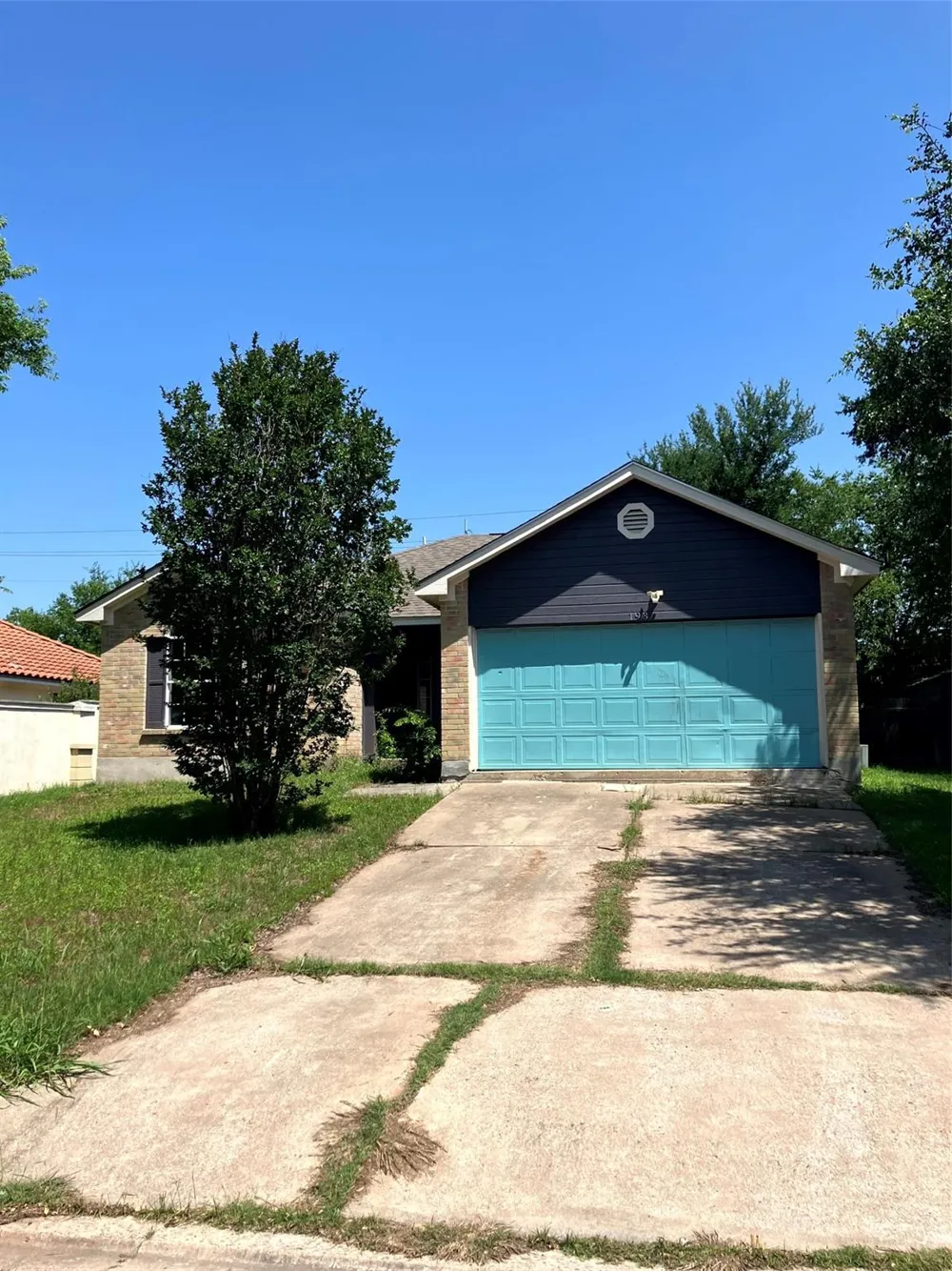 193 Oak River Drive Cedar Creek, TX 78612