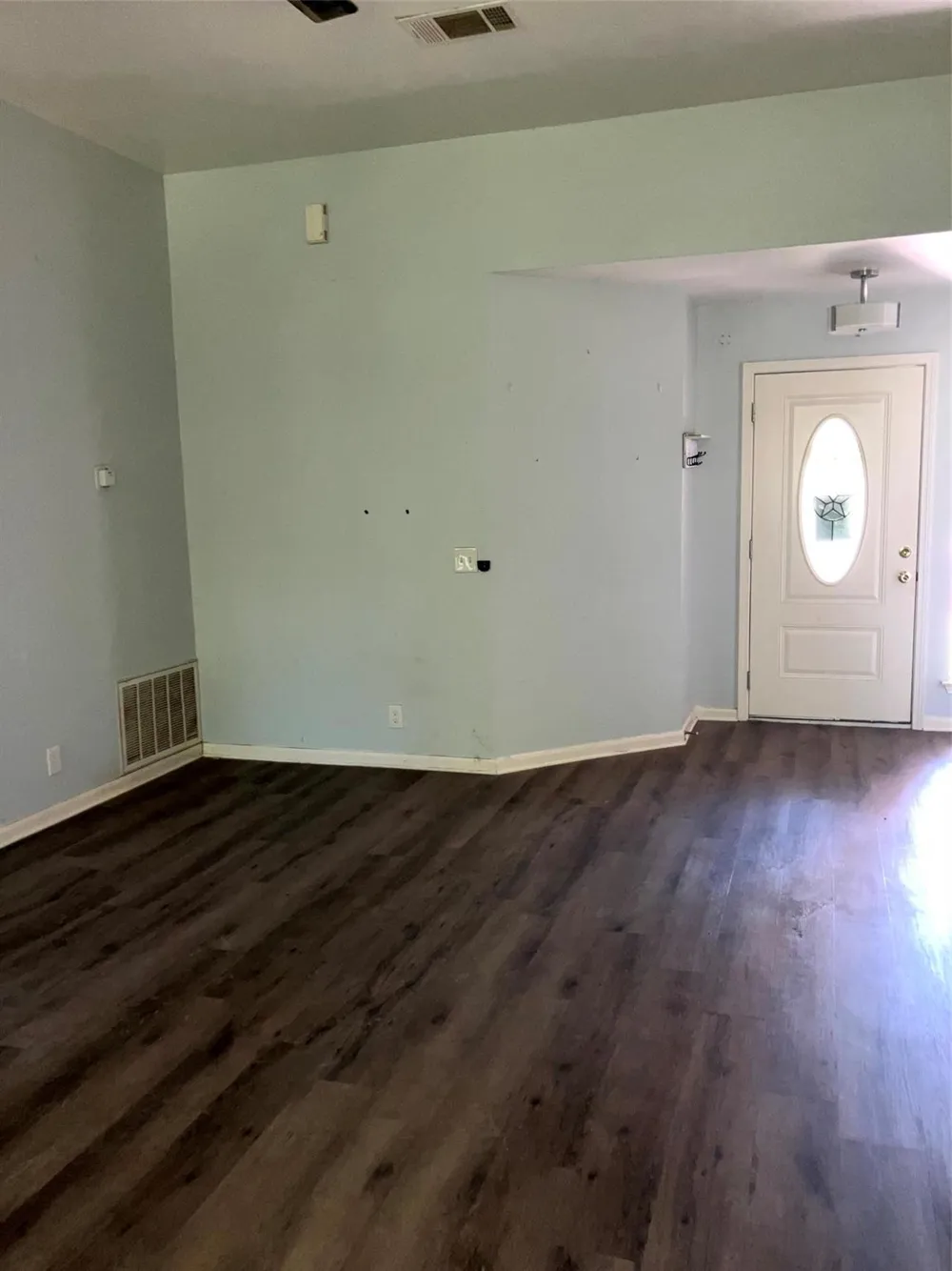 193 Oak River Drive Cedar Creek, TX 78612
