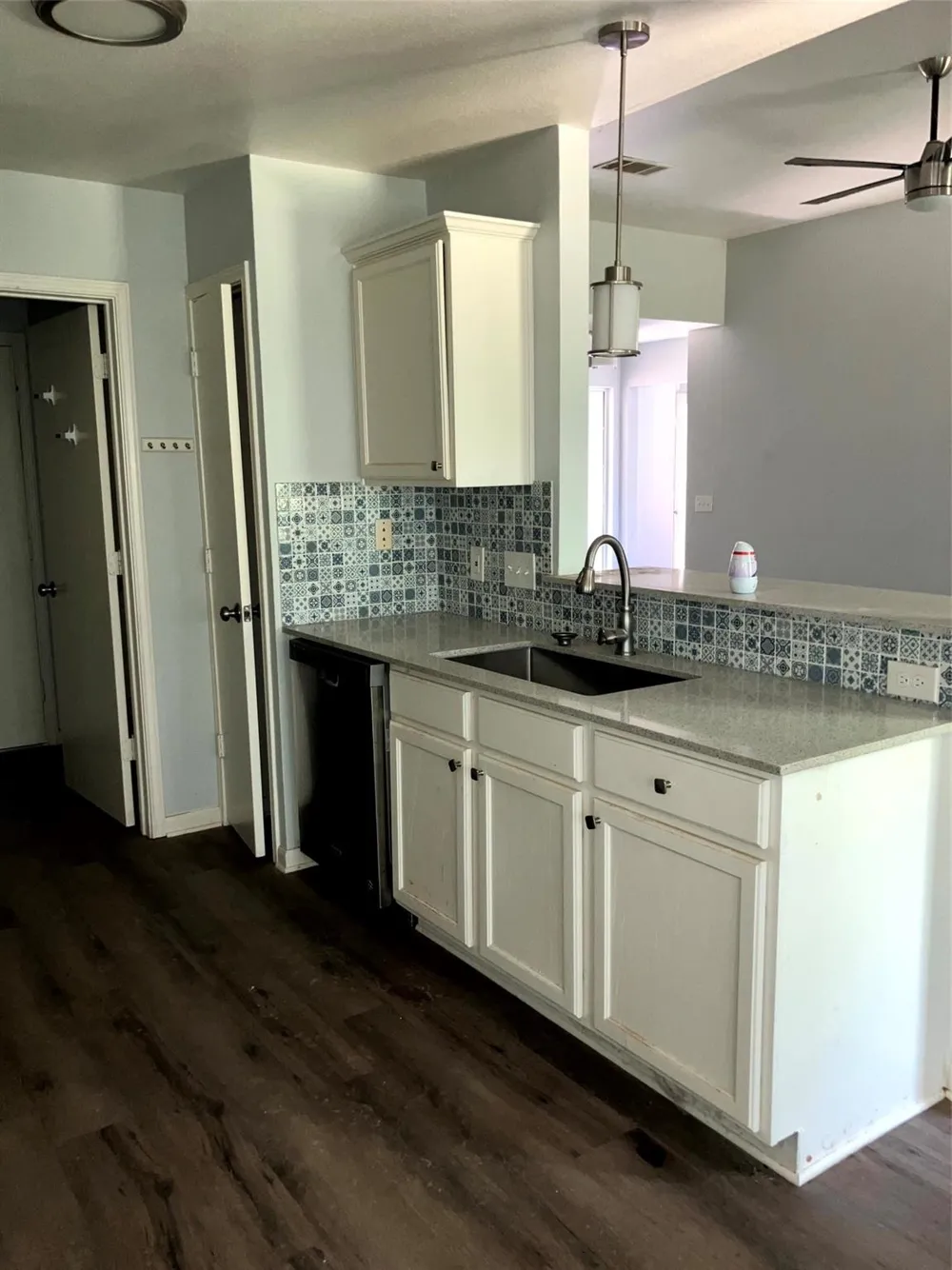 193 Oak River Drive Cedar Creek, TX 78612