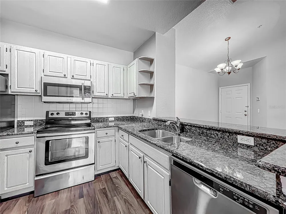 2615 MAITLAND CROSSING WAY #9 307 Orlando, FL 32810