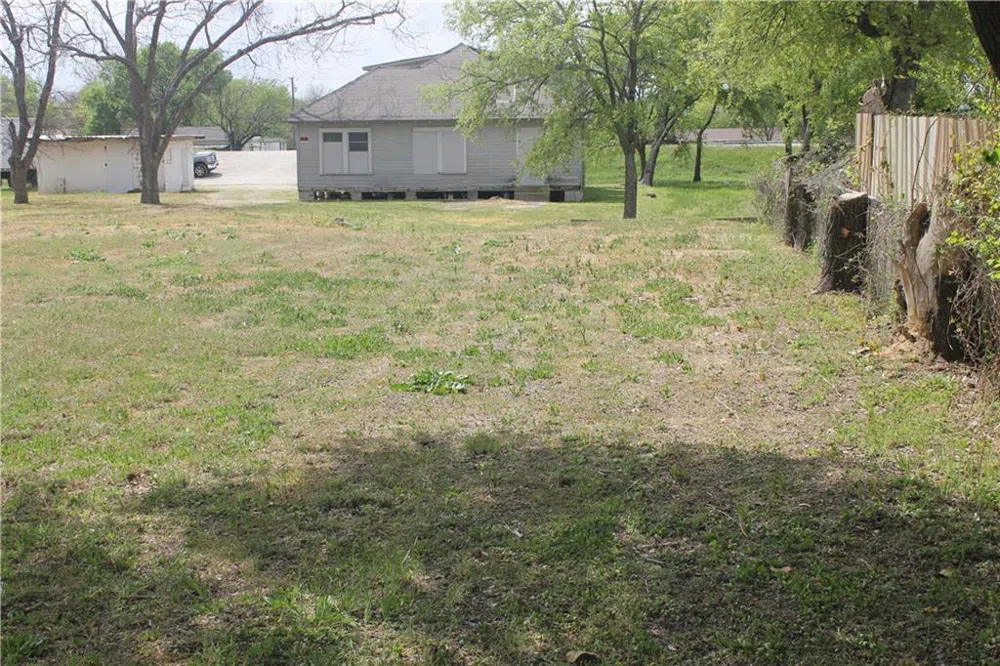 212 Loop 340 Bellmead, TX 76705