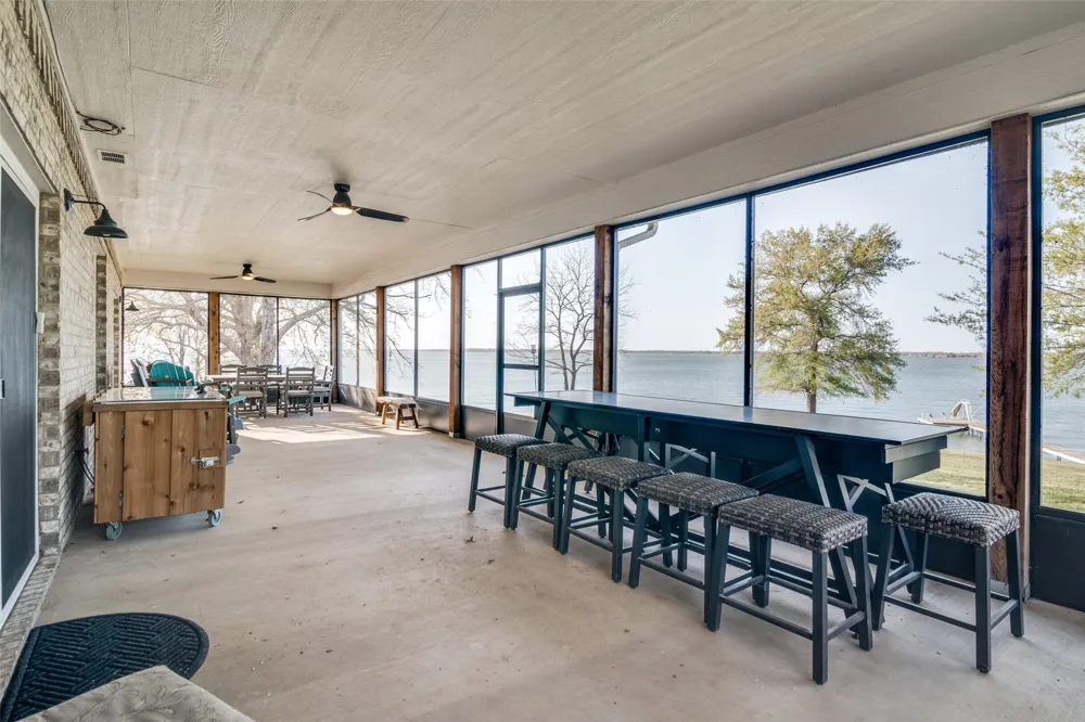 18062 Nelson Loop Streetman, TX 75859