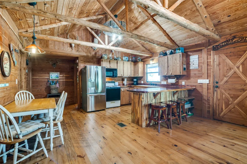 18062 Nelson Loop Streetman, TX 75859