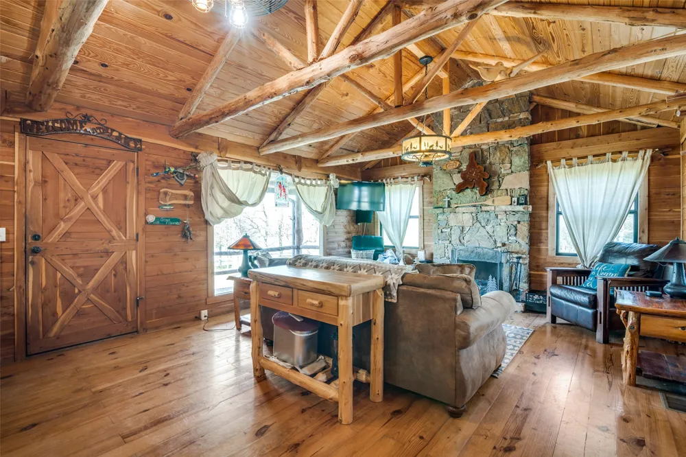 18062 Nelson Loop Streetman, TX 75859