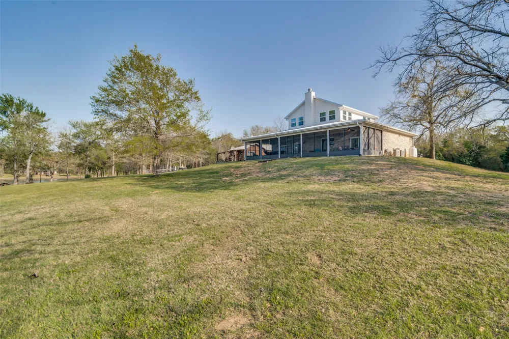 18062 Nelson Loop Streetman, TX 75859