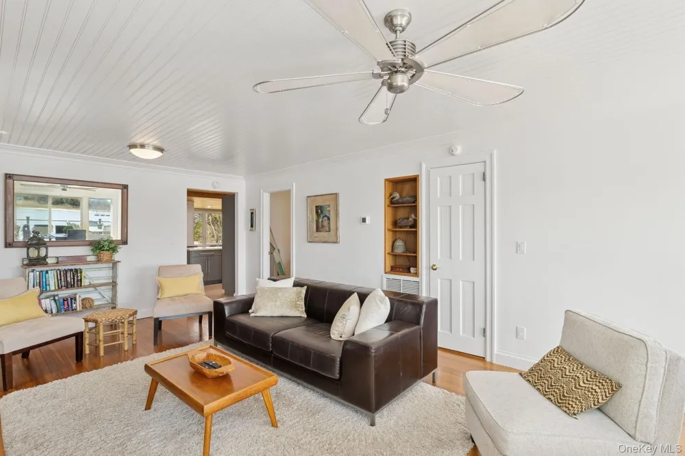 80 Towd Point Road Southampton, NY 11968