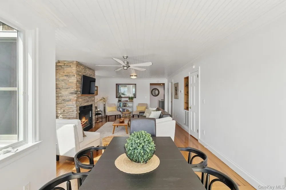 80 Towd Point Road Southampton, NY 11968