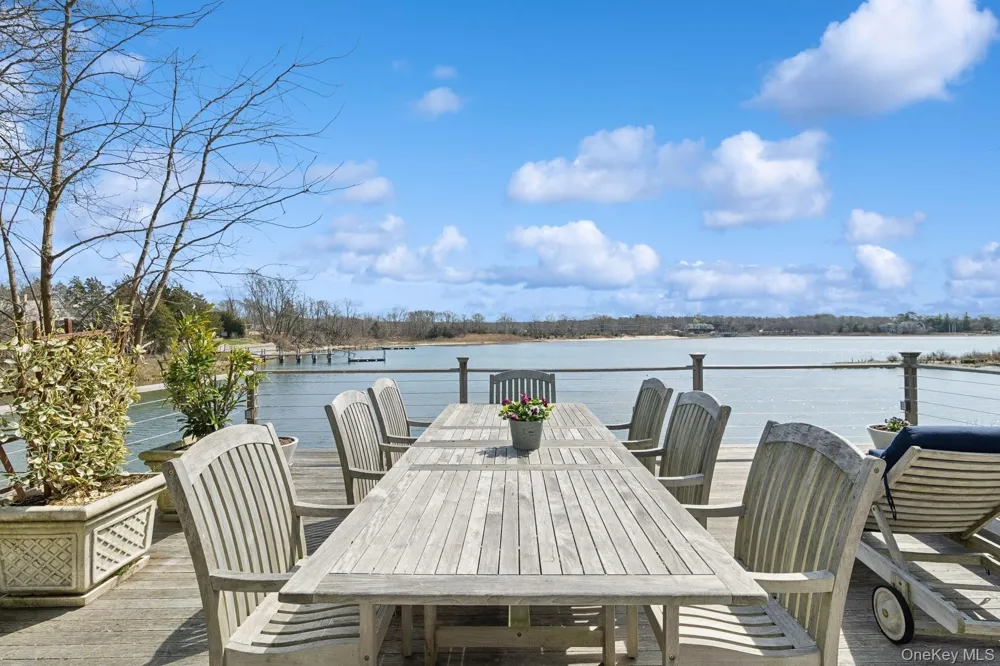 80 Towd Point Road Southampton, NY 11968