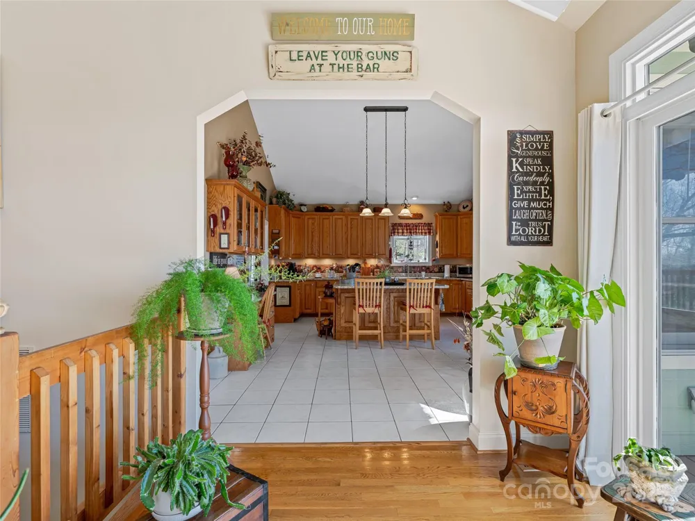 288 Hawks Point Drive Zirconia, NC 28790