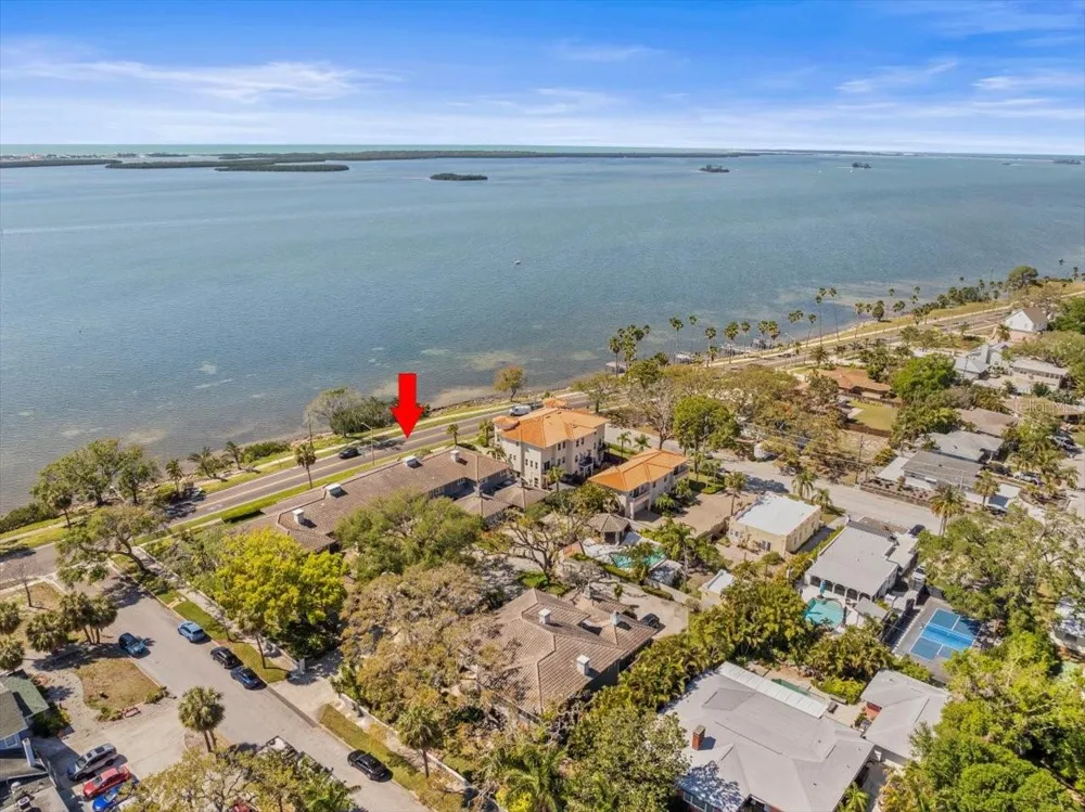2087 EDGEWATER DRIVE #C Clearwater, FL 33755