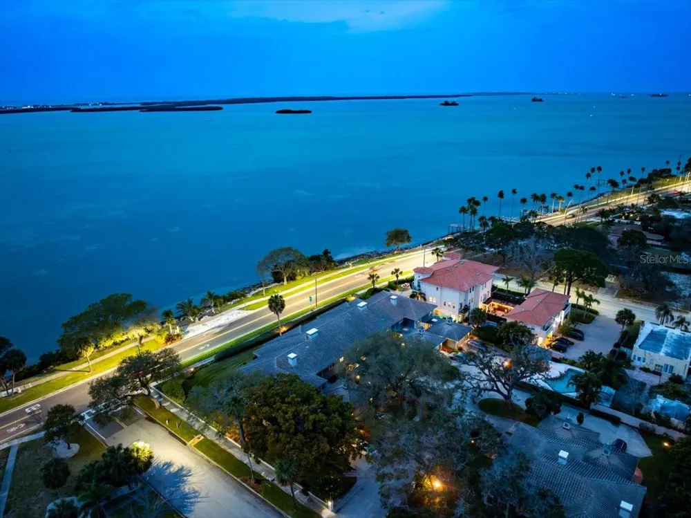 2087 EDGEWATER DRIVE #C Clearwater, FL 33755