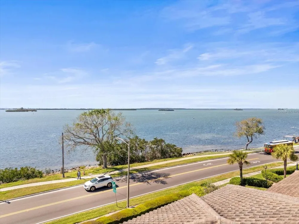2087 EDGEWATER DRIVE #C Clearwater, FL 33755