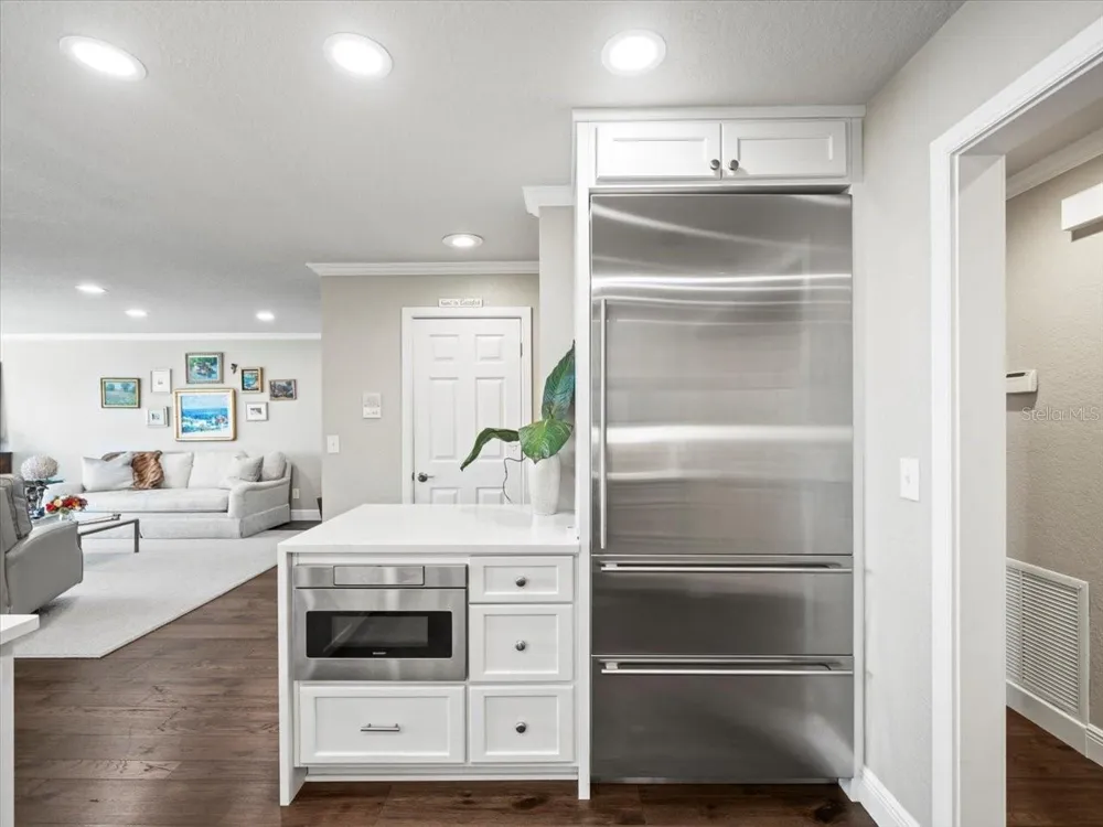 2087 EDGEWATER DRIVE #C Clearwater, FL 33755