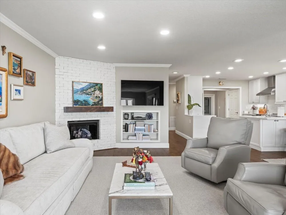 2087 EDGEWATER DRIVE #C Clearwater, FL 33755