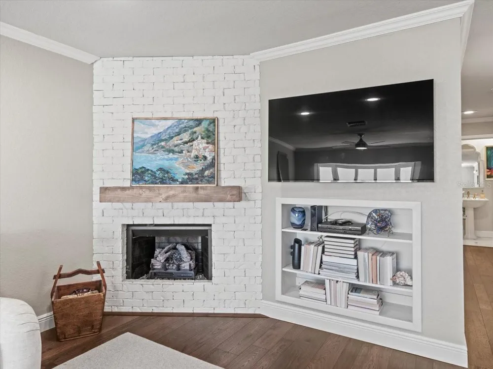 2087 EDGEWATER DRIVE #C Clearwater, FL 33755