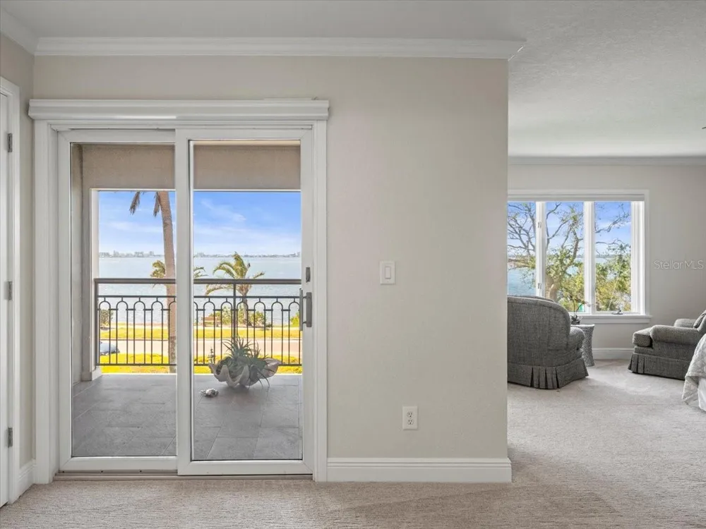 2087 EDGEWATER DRIVE #C Clearwater, FL 33755
