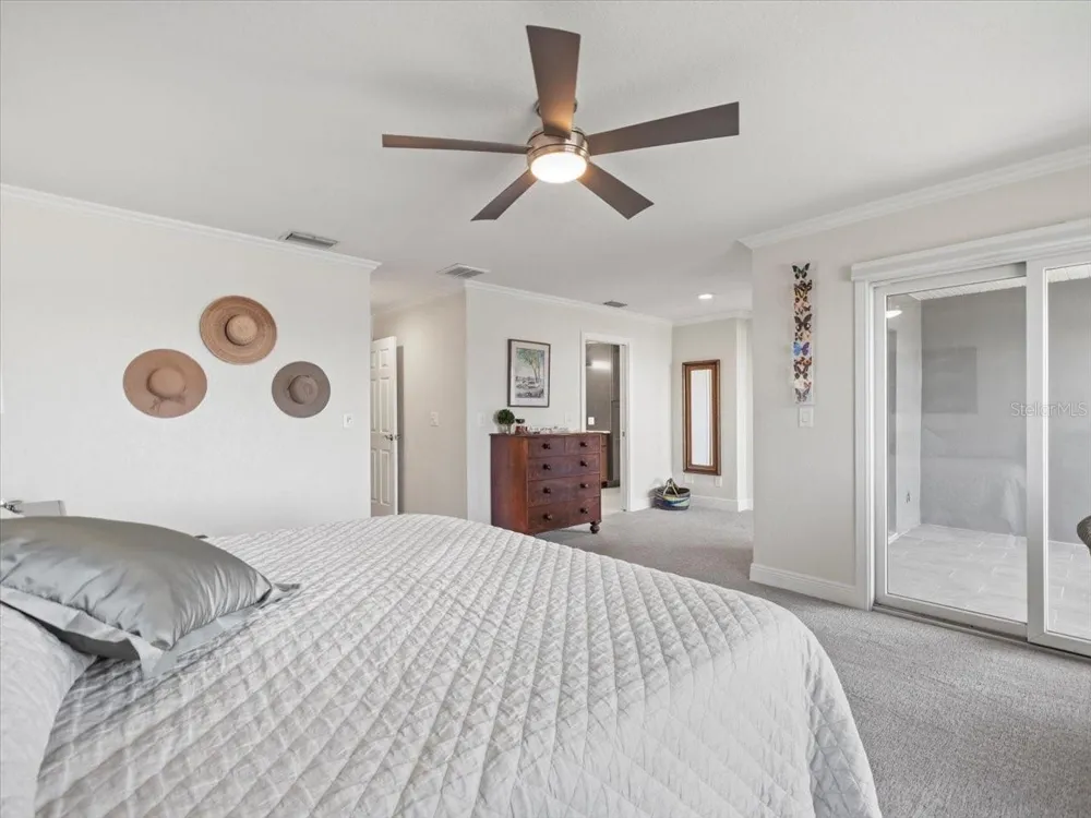 2087 EDGEWATER DRIVE #C Clearwater, FL 33755