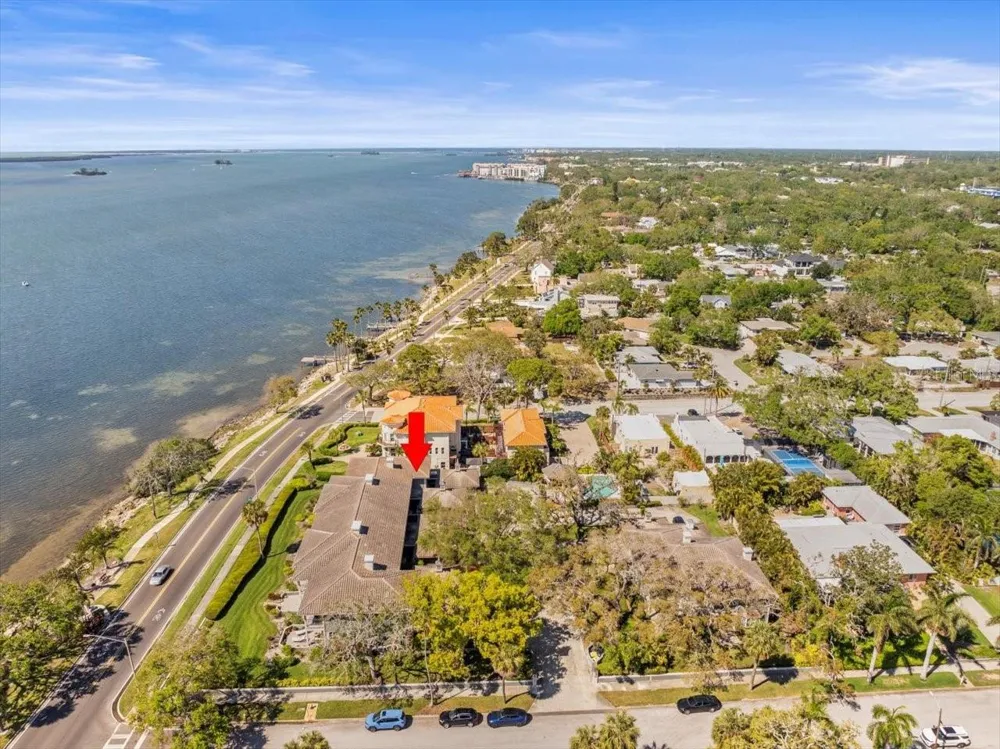 2087 EDGEWATER DRIVE #C Clearwater, FL 33755