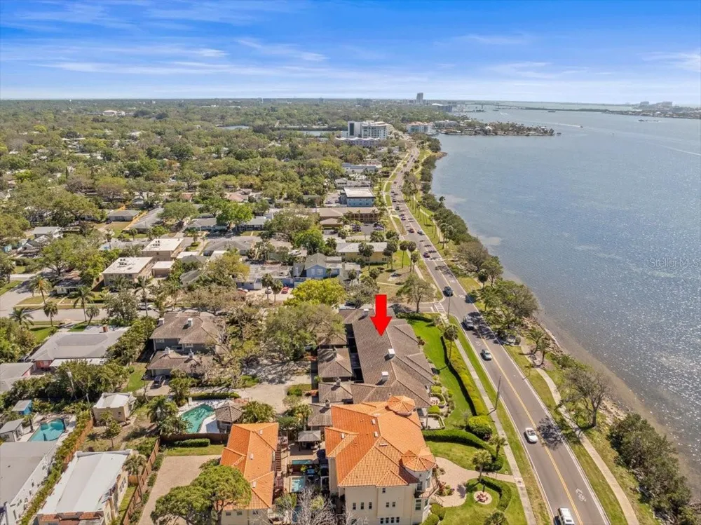 2087 EDGEWATER DRIVE #C Clearwater, FL 33755