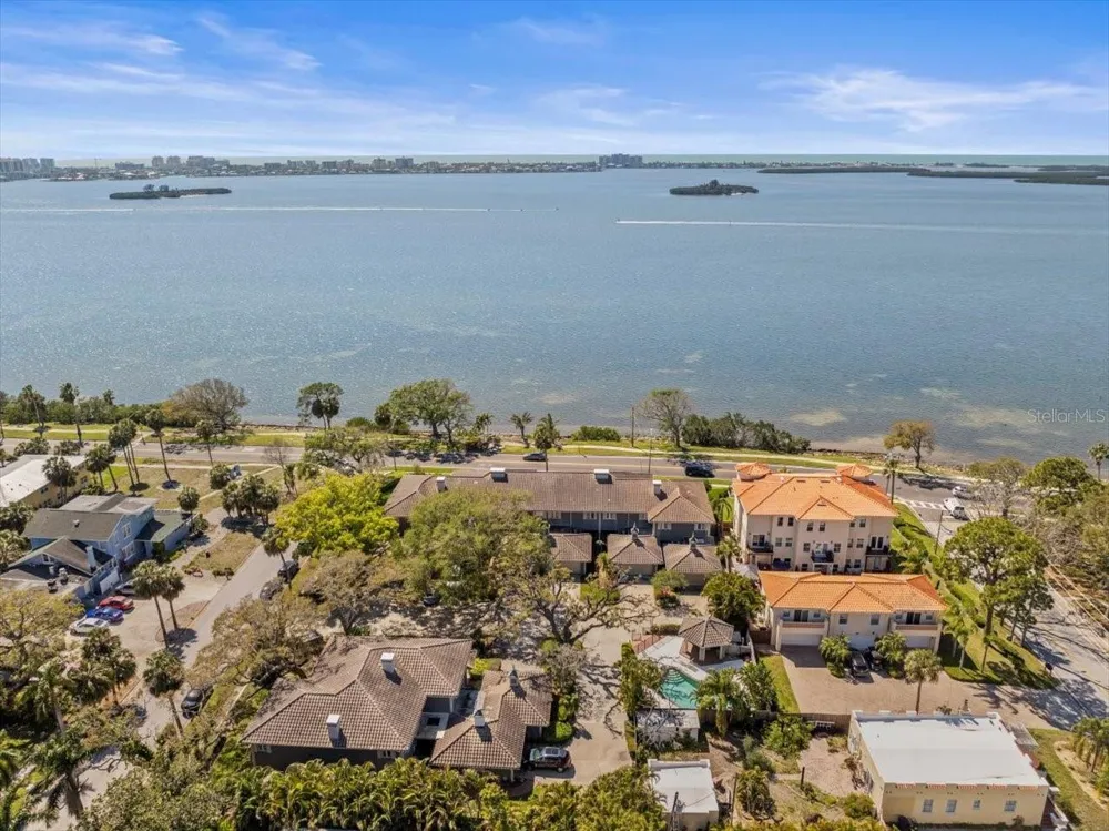 2087 EDGEWATER DRIVE #C Clearwater, FL 33755