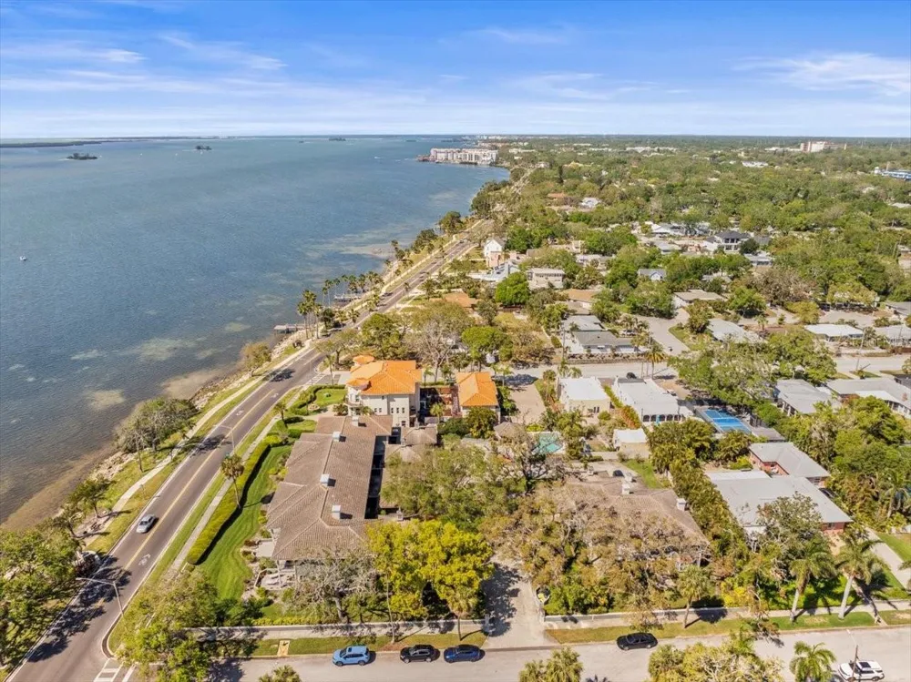 2087 EDGEWATER DRIVE #C Clearwater, FL 33755