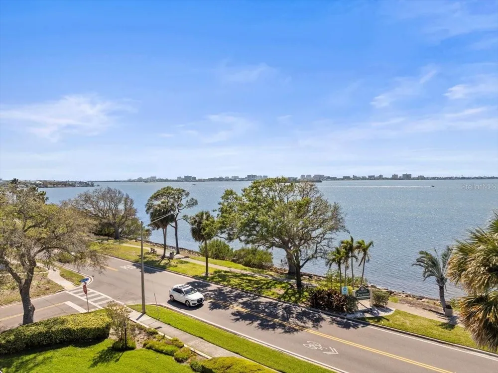2087 EDGEWATER DRIVE #C Clearwater, FL 33755