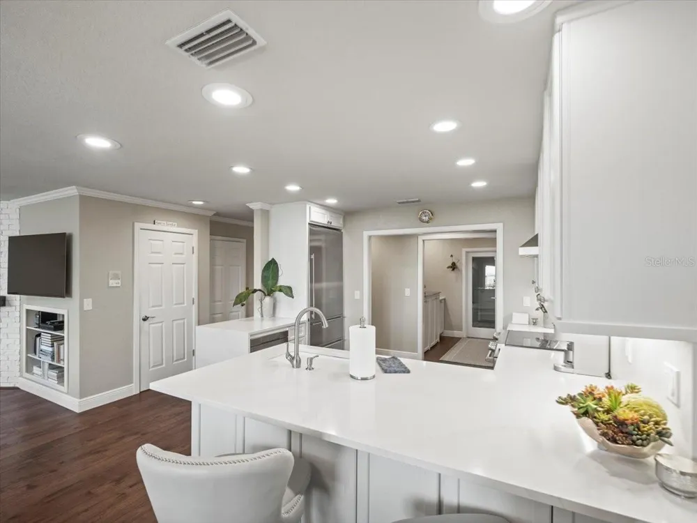 2087 EDGEWATER DRIVE #C Clearwater, FL 33755