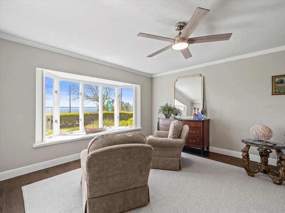 2087 EDGEWATER DRIVE #C Clearwater, FL 33755