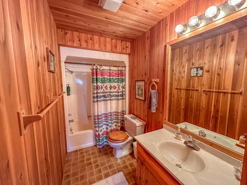 1920 Grindstone Island International Falls, MN 56649