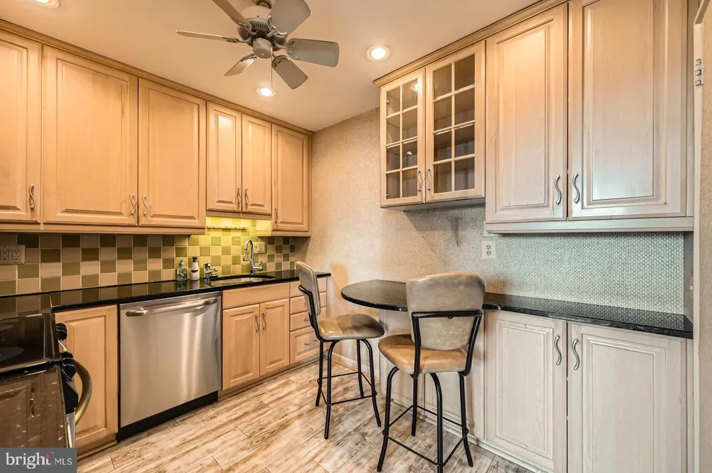 11 SLADE AVENUE #509 Baltimore, MD 21208