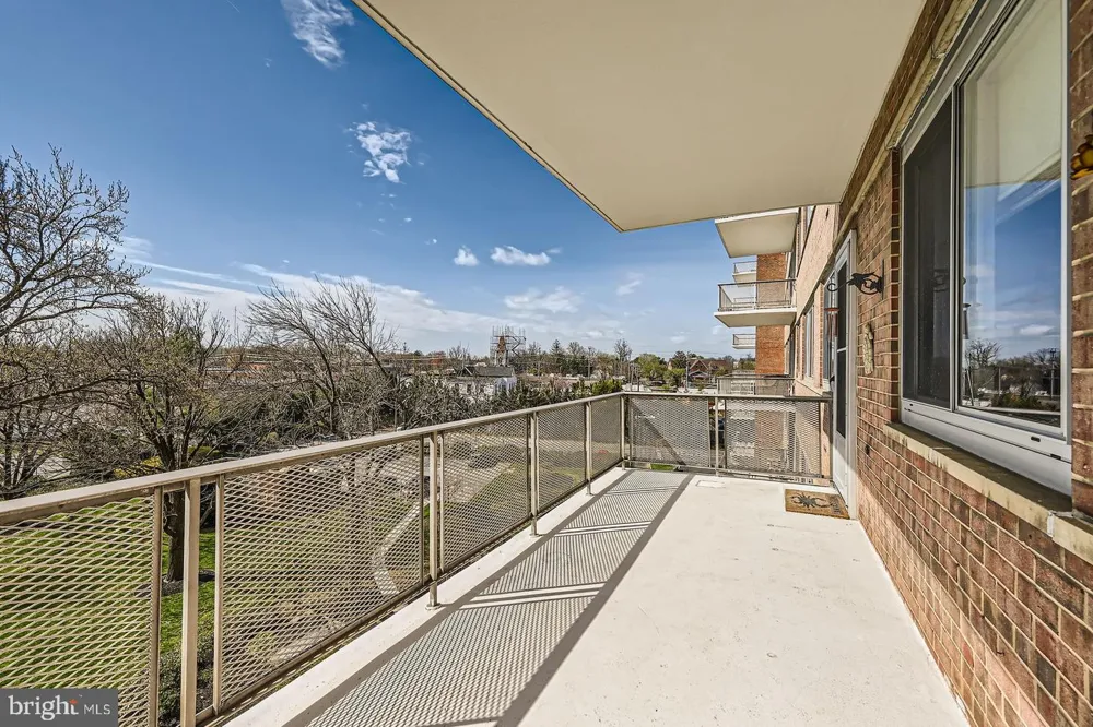 11 SLADE AVENUE #509 Baltimore, MD 21208