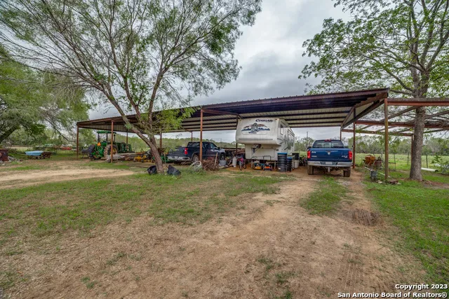 2660 W JETT RD San Antonio, TX 78264