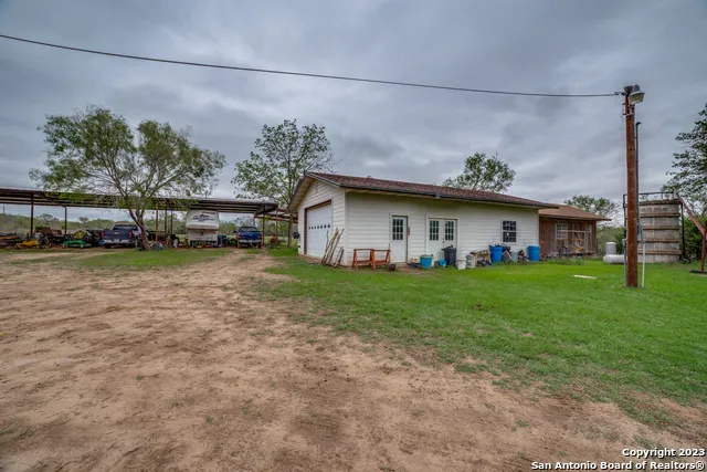 2660 W JETT RD San Antonio, TX 78264