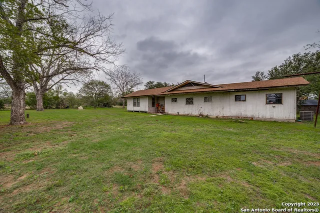 2660 W JETT RD San Antonio, TX 78264