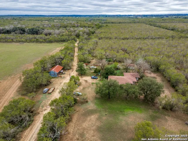 2660 W JETT RD San Antonio, TX 78264