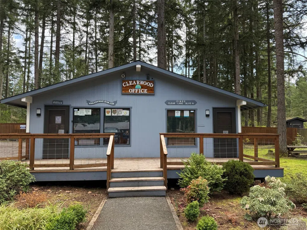 18243 SE Suncrest Court Yelm, WA 98597